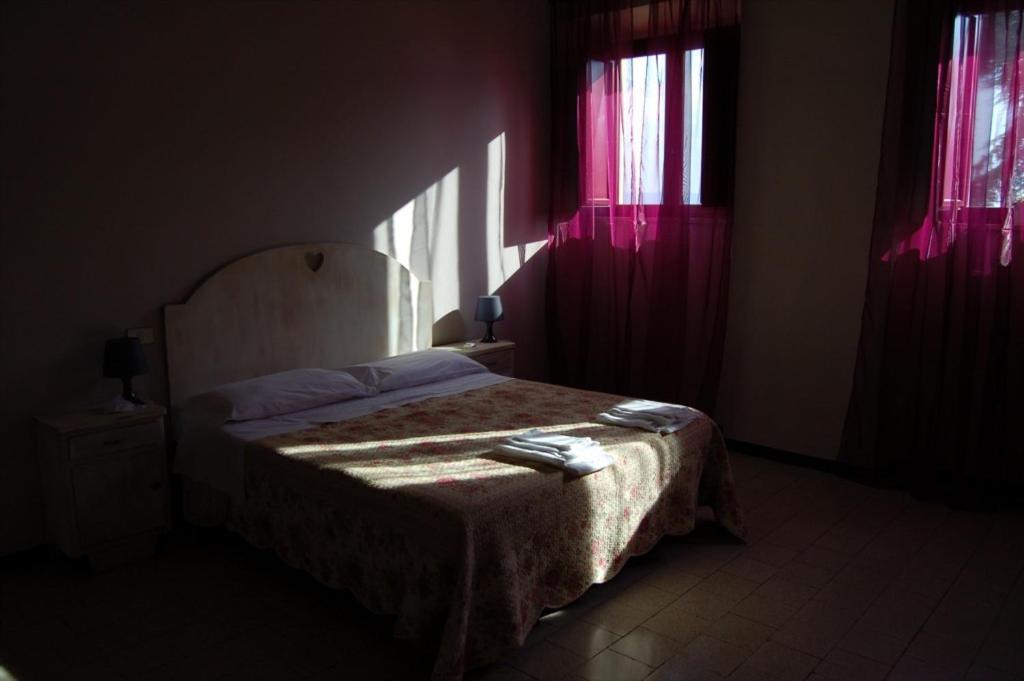 Hotel Casa Betania Cortona Zimmer foto